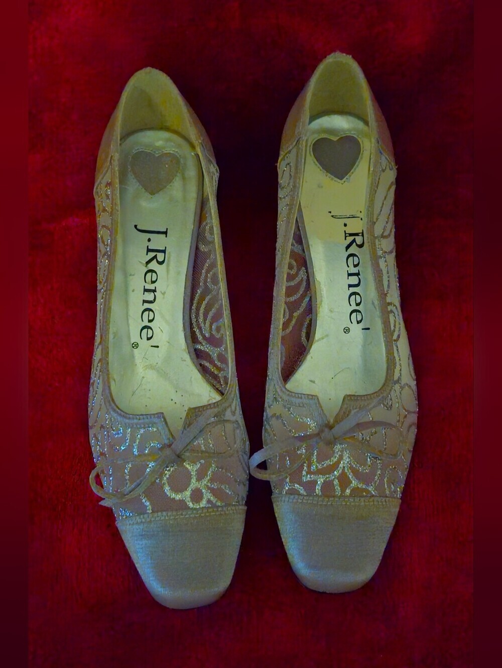 J.Renee Silver Glitter Mesh Low Heels  with Bow - Size 6.5